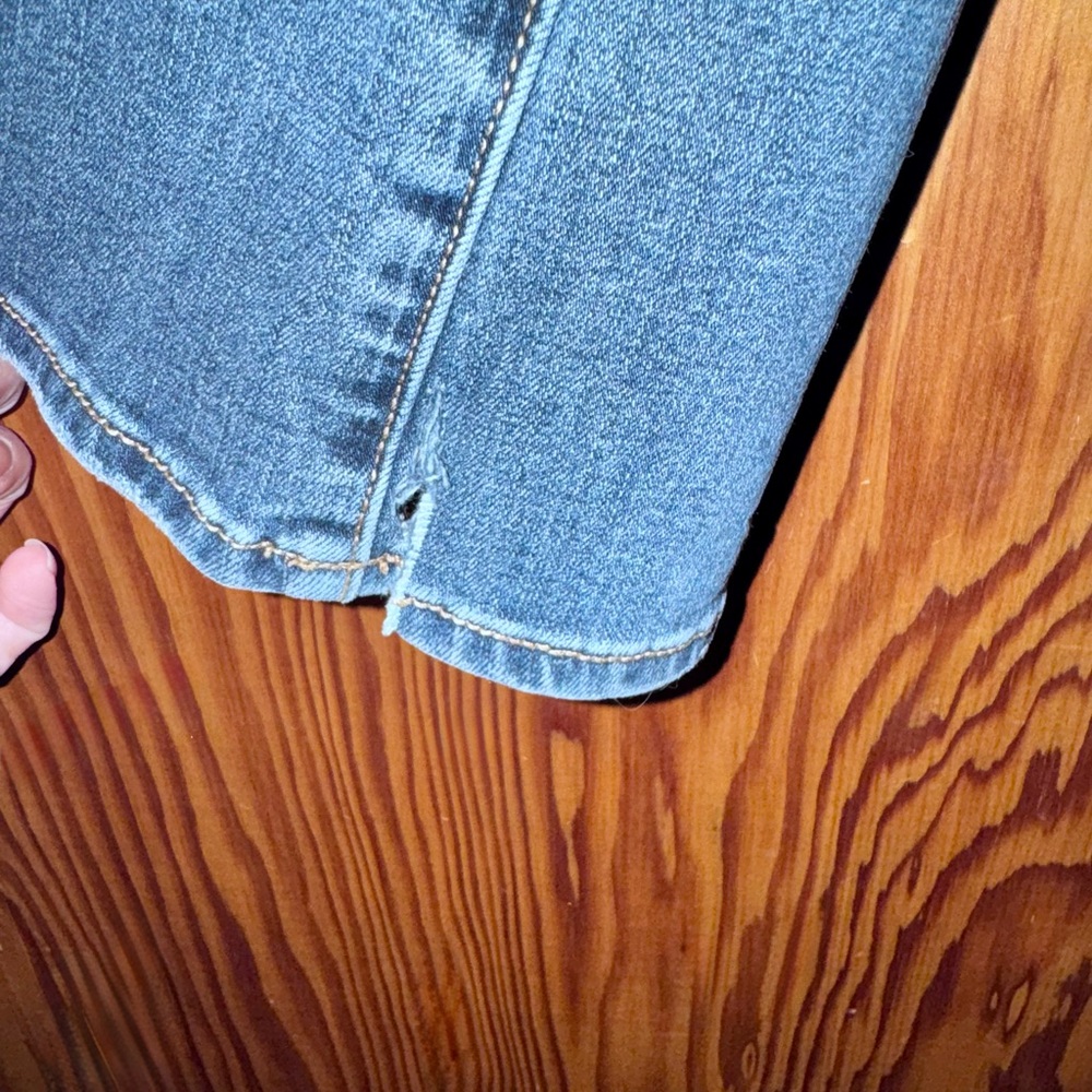 American Eagle Outfitters Dark Blue Flare Jeans - Picture 4 of 8